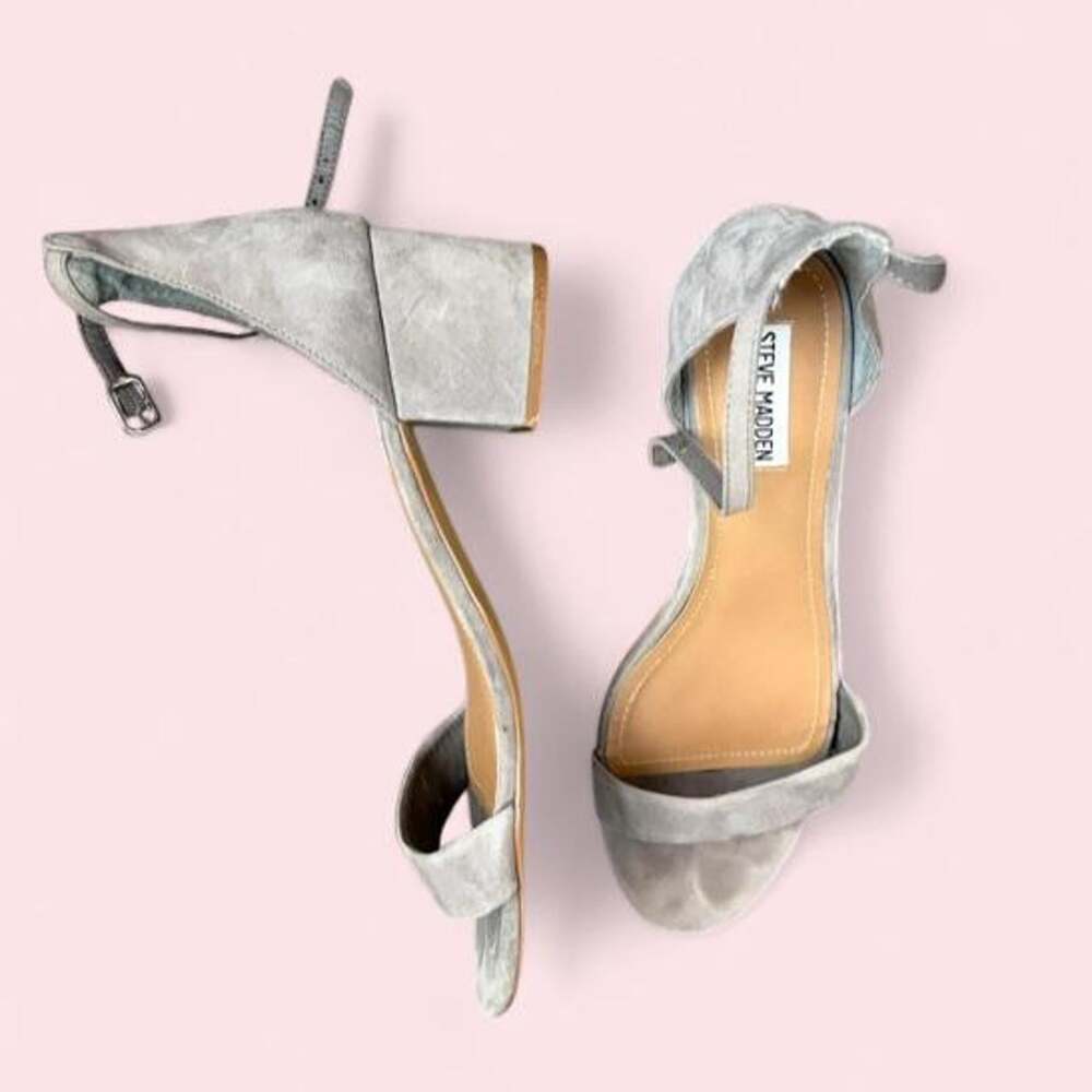 Steve Madden Women's Grey and Silver Sandals